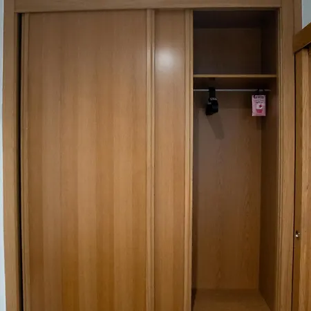 The Silver Flat 비고