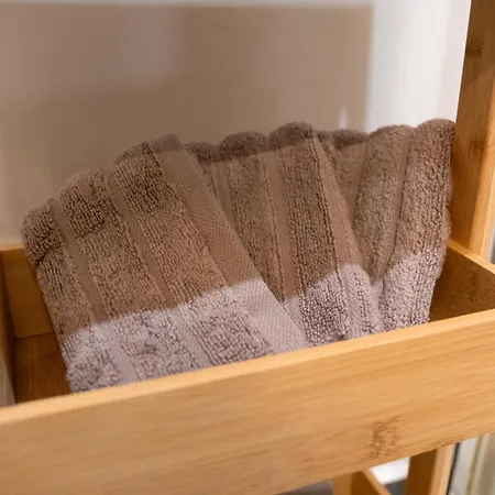 The Silver Flat 아파트 비고